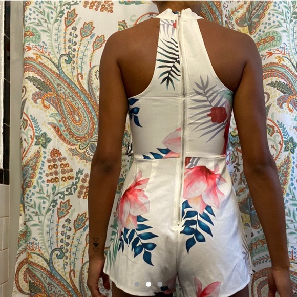 Fashion Nova Tropical Romper - Picture 2 of 2